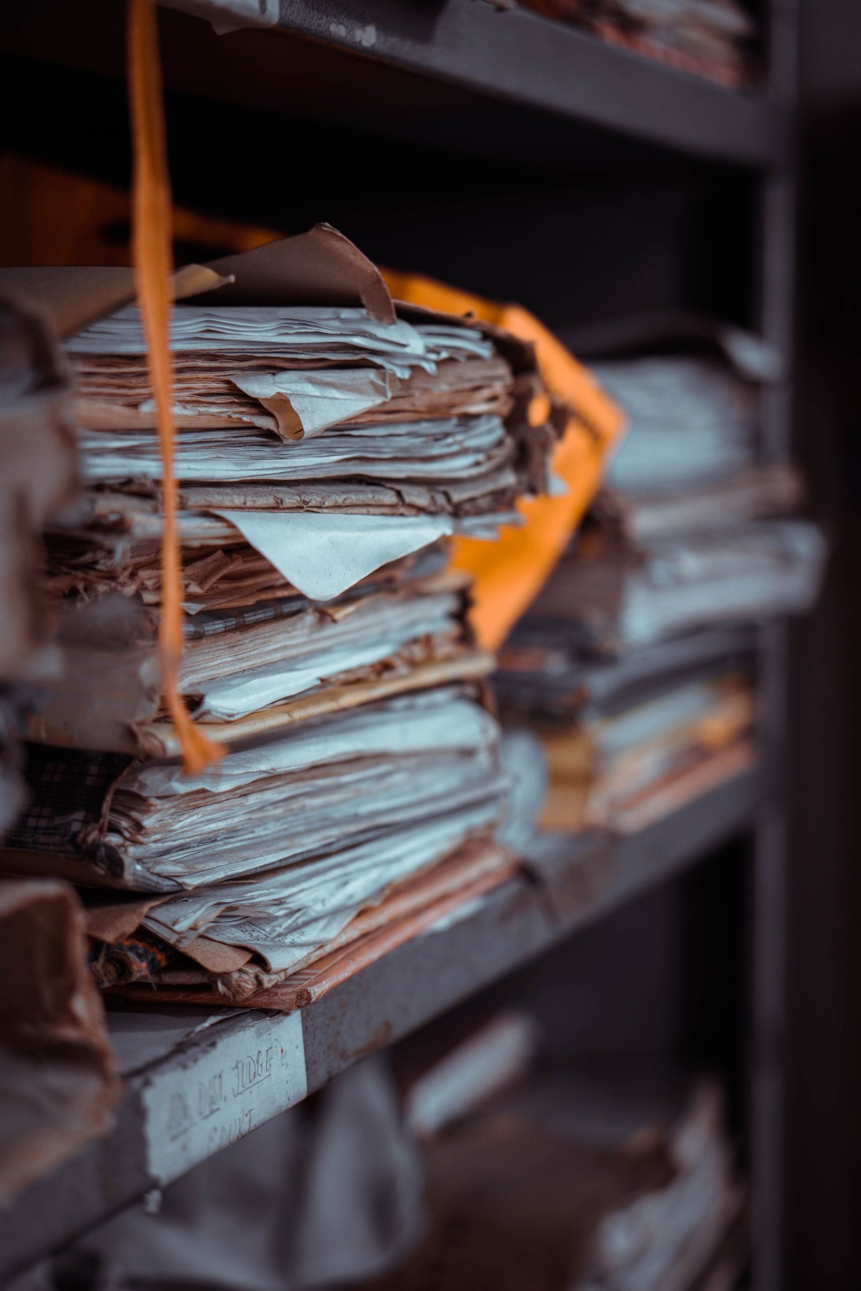 Planos y documentos de construcción relacionados con la recepción municipal y el certificado SEC de gas