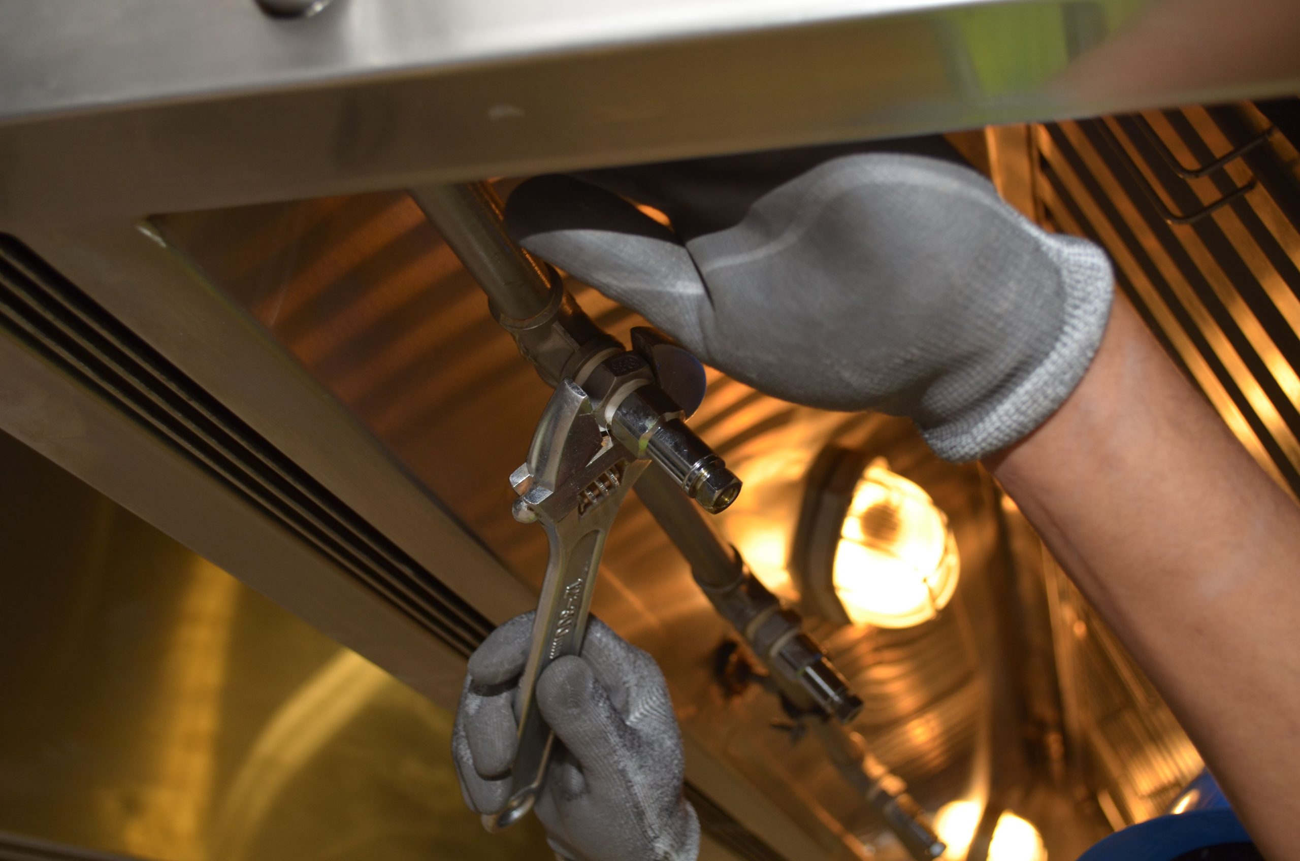 Gasfiter profesional trabajando